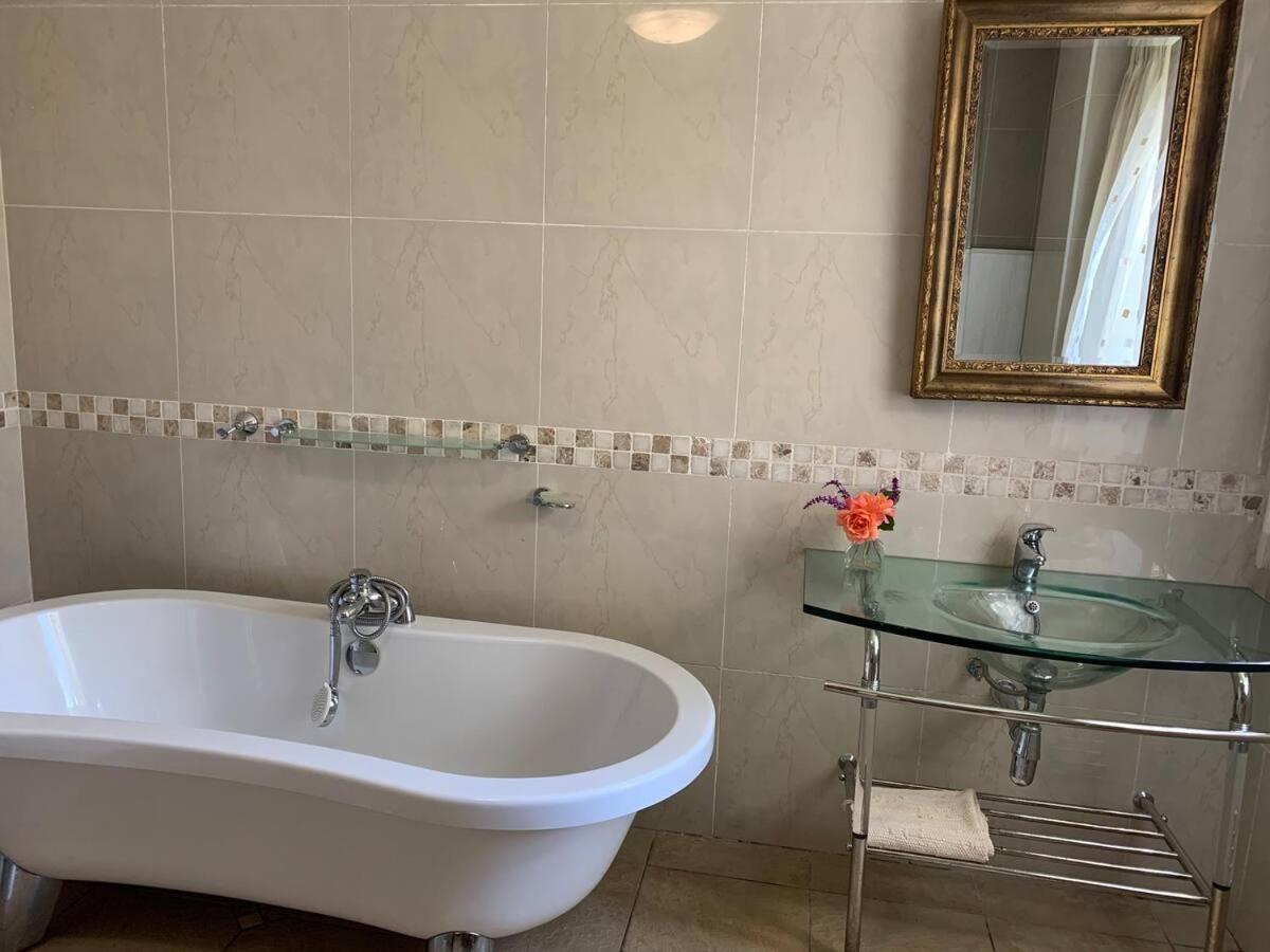 Mountain Rose Guesthouse Louis Trichardt Buitenkant foto