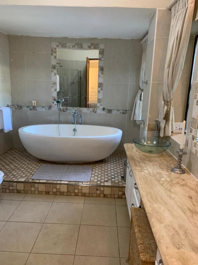 Mountain Rose Guesthouse Louis Trichardt Buitenkant foto