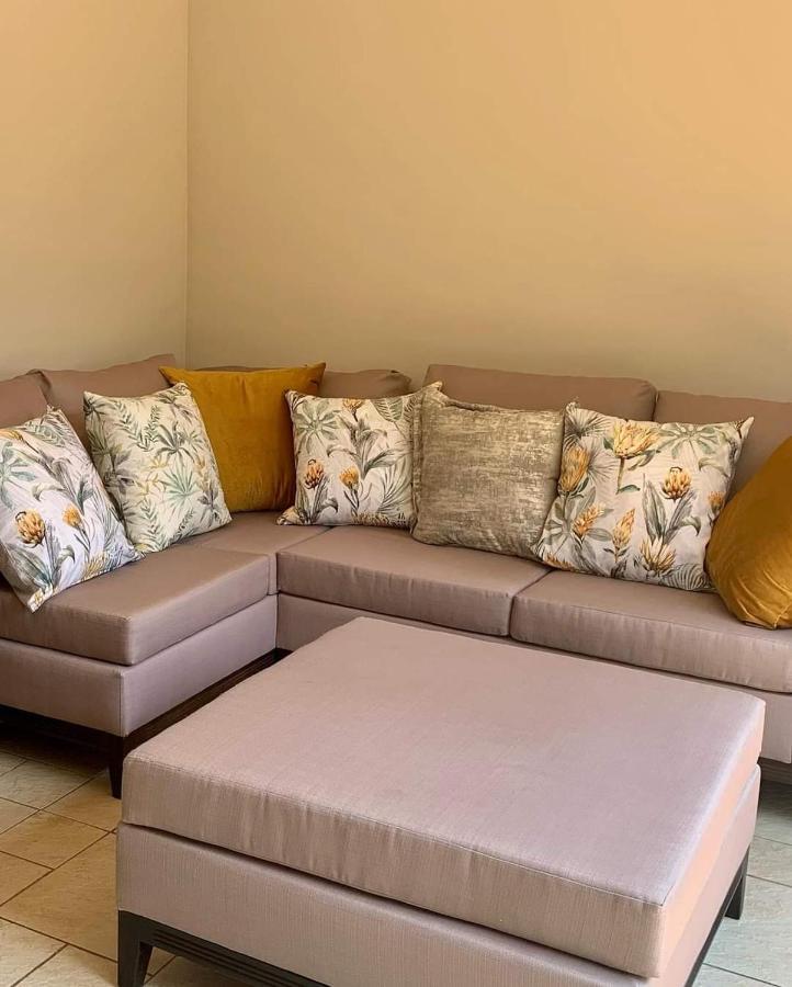 Mountain Rose Guesthouse Louis Trichardt Buitenkant foto