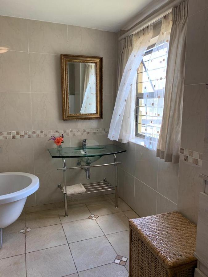 Mountain Rose Guesthouse Louis Trichardt Buitenkant foto