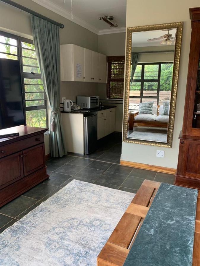 Mountain Rose Guesthouse Louis Trichardt Buitenkant foto